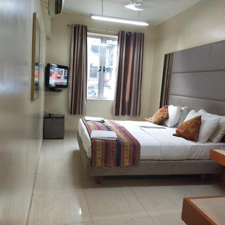 Empire Hotel Mumbai Dış mekan fotoğraf